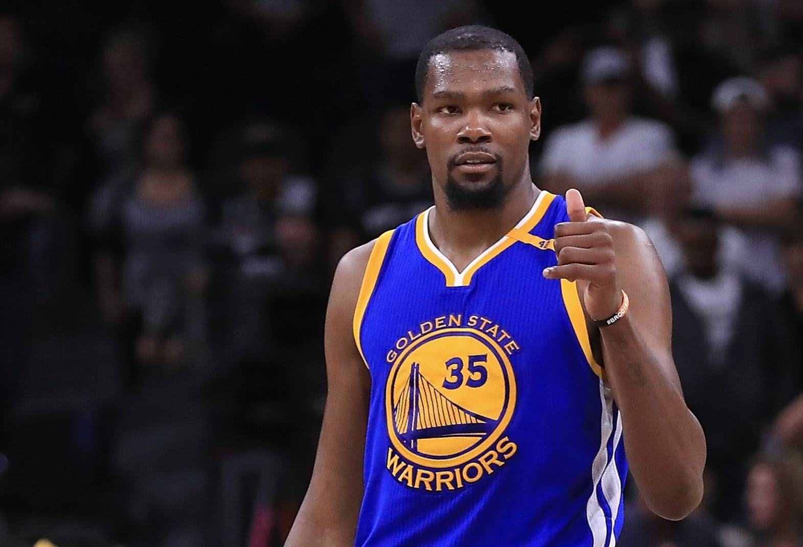 安联球场化 安联球场化